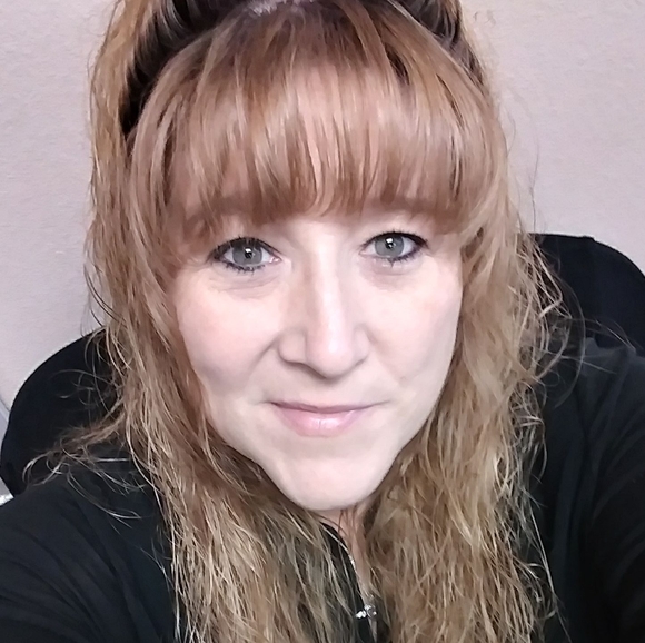 Meet your Posher, Jackie - Picture 1 of 1